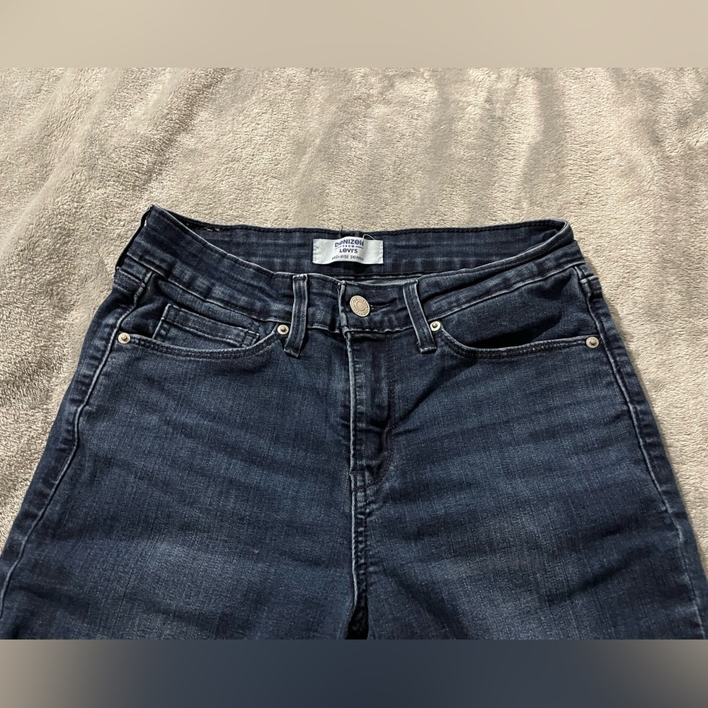 “Denizen Levi’s mid-rise skinny”